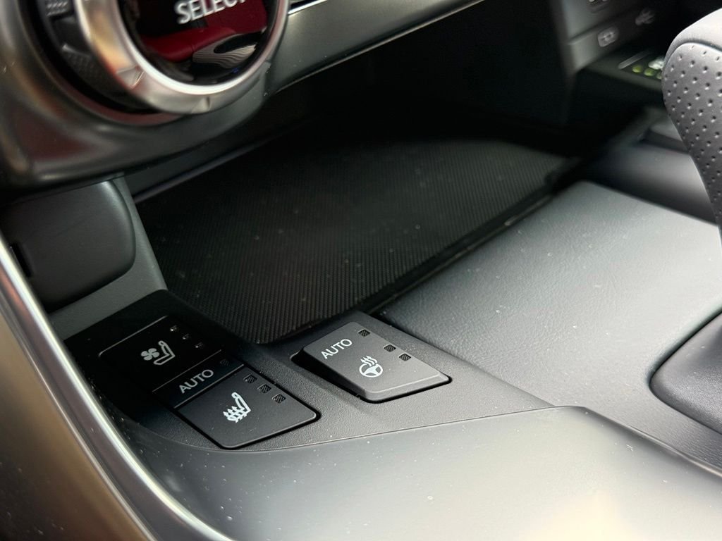New 2026 Lexus LX 700h F Sport AWD/4WD image 32