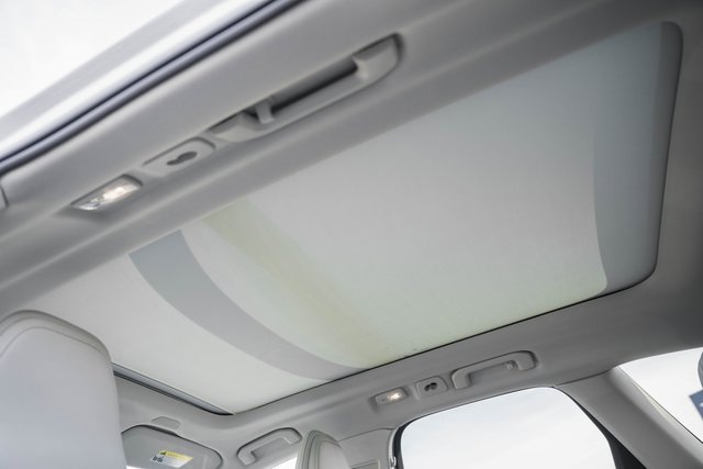 New 2026 Volvo XC60 B5 Ultra w/ Protection Package Premier image 33