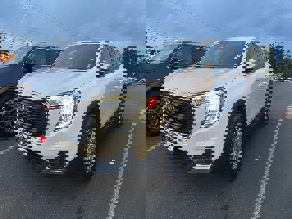 Used 2023 GMC Terrain SLE