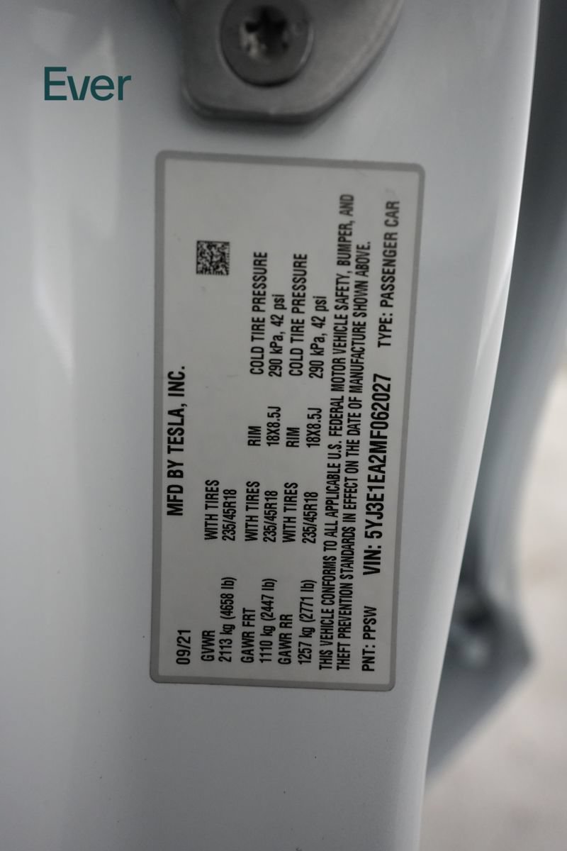 Used 2021 Tesla Model 3 Standard Range Plus RWD image 29