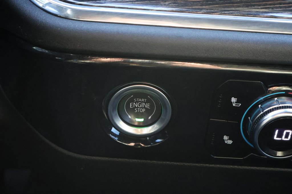 Used 2023 GMC Sierra 1500 Elevation image 25