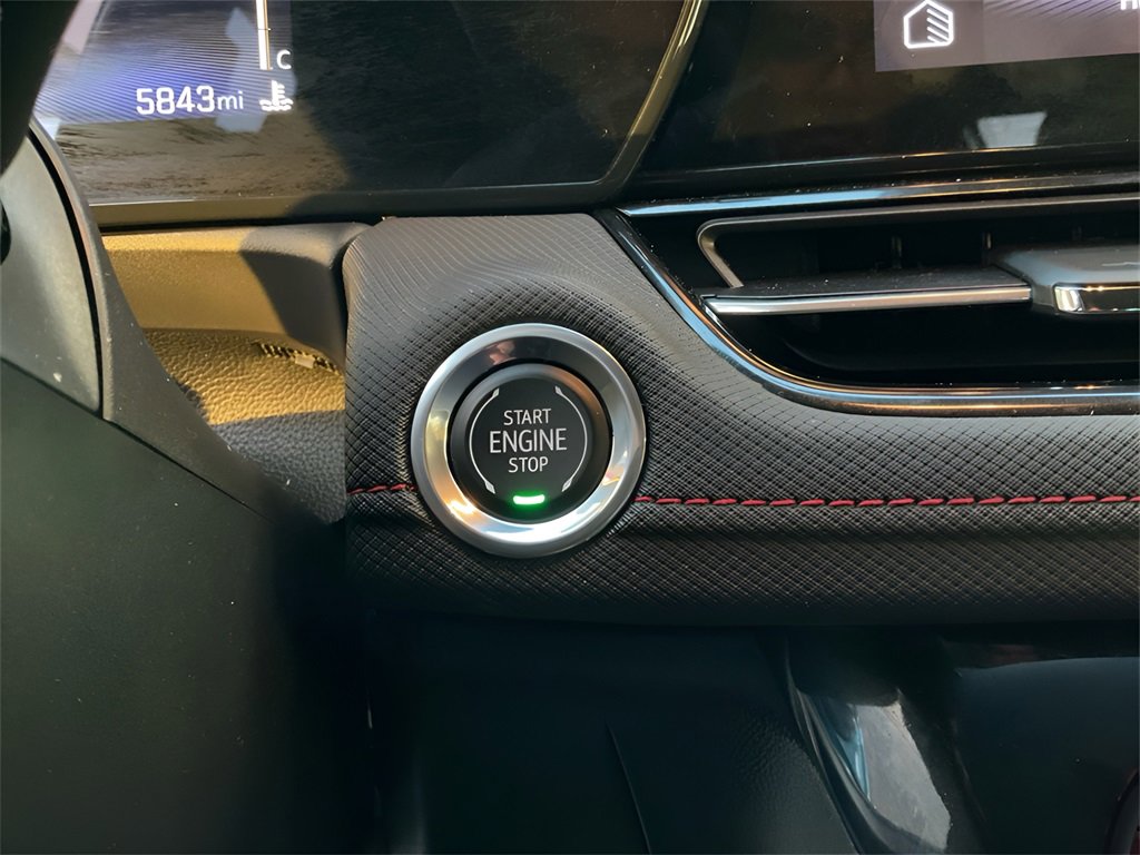 Used 2025 Chevrolet TrailBlazer RS w/ Convenience Package image 25