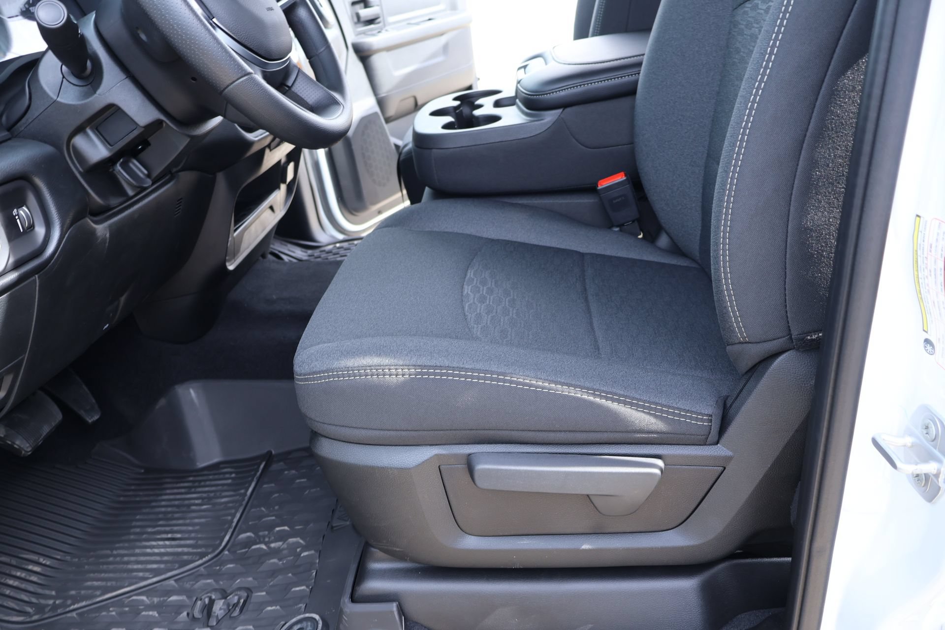 New 2026 RAM 2500 Warlock AWD/4WD image 11