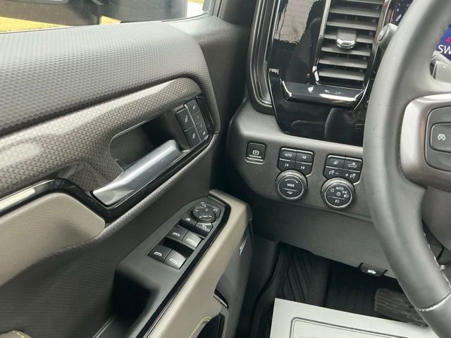 Used 2024 Buick Enclave Essence w/ Experience Buick Package image 65