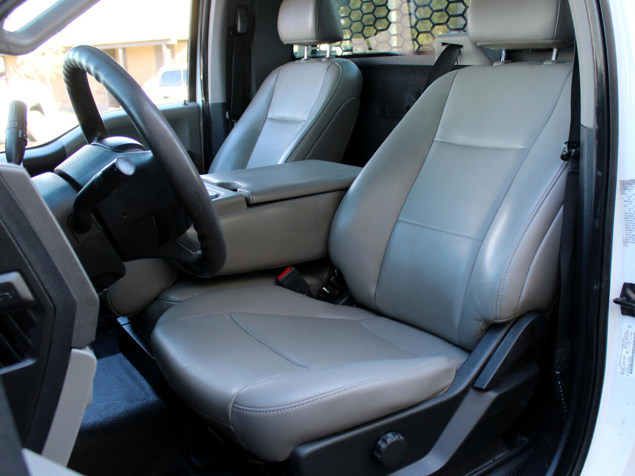 Used 2020 Ford F350 XL w/ Power Equipment Group image 15