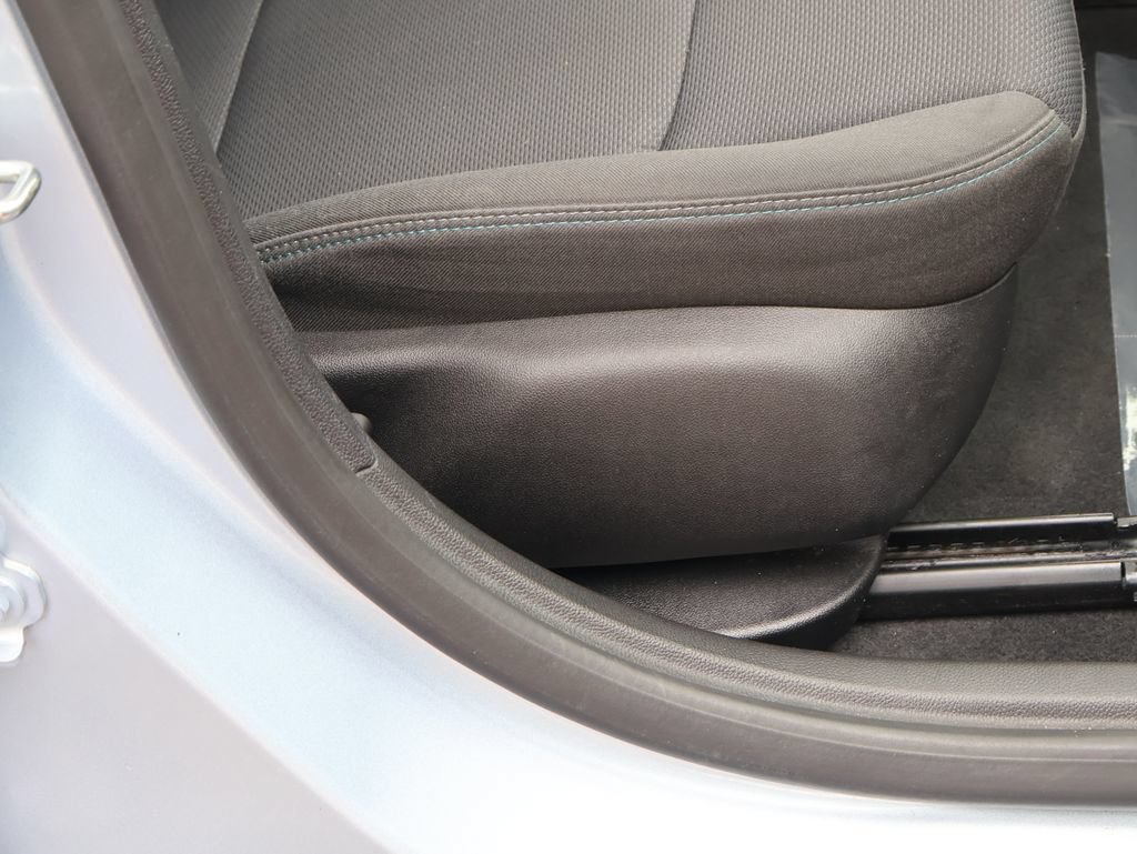 Used 2018 Chevrolet Cruze LT FWD image 9