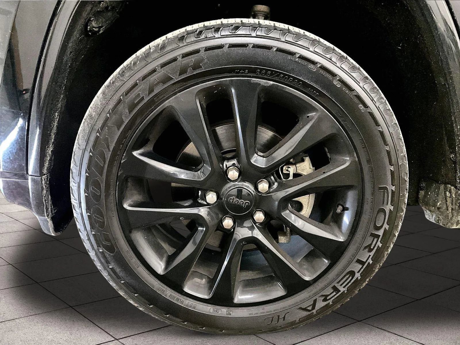 Used 2020 Jeep Grand Cherokee Altitude image 8