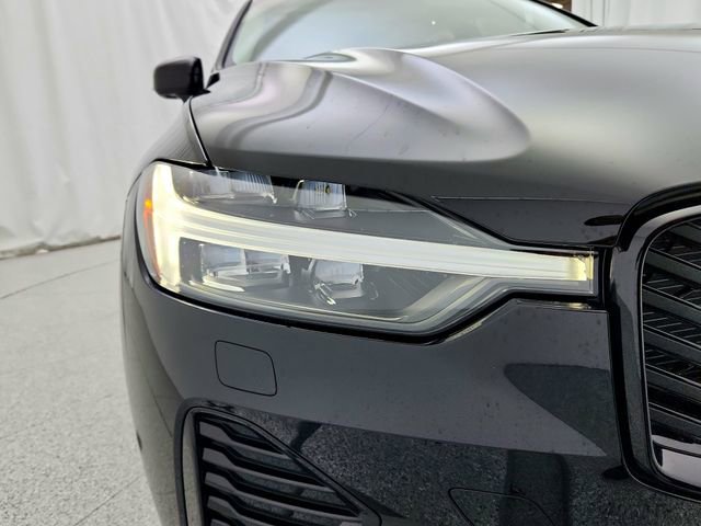 New 2026 Volvo XC60 B5 Plus w/ Protection Package Premier image 14