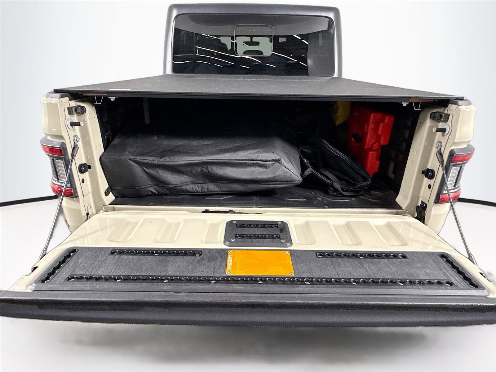 Used 2020 Jeep Gladiator Sport w/ Quick Order Package 24S image 19