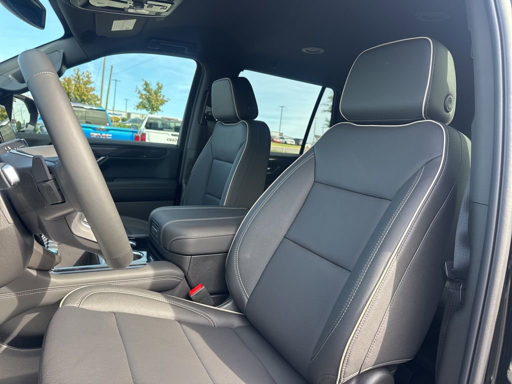 New 2026 GMC Yukon Elevation image 18