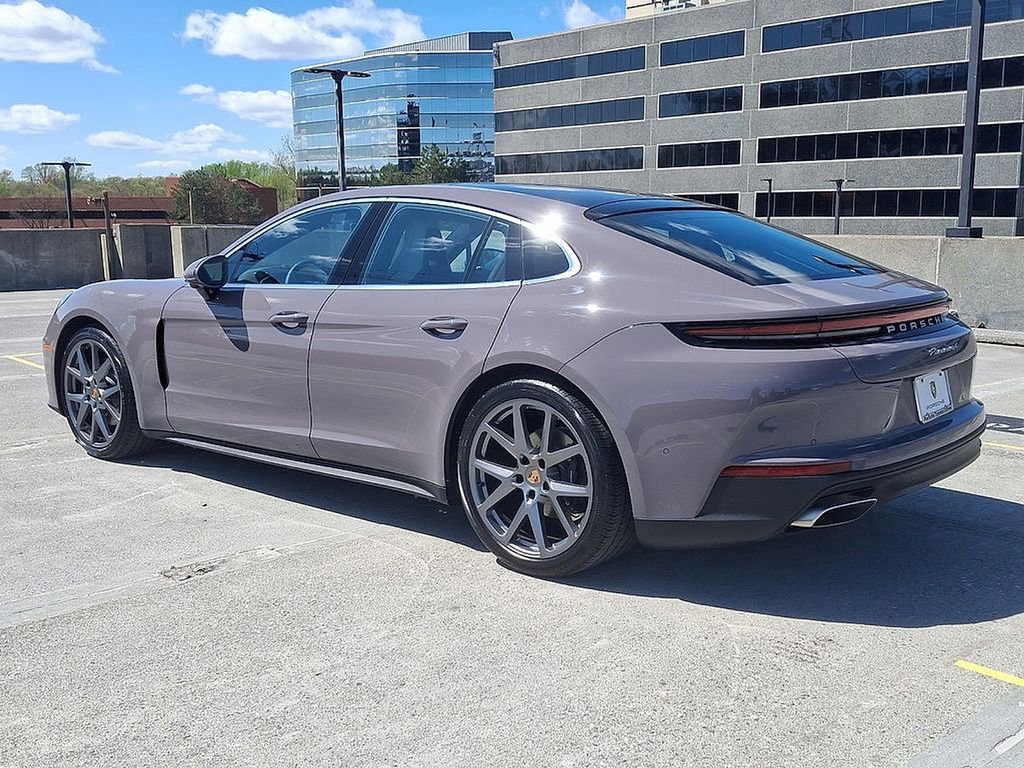 Used 2025 Porsche Panamera 4 image 3