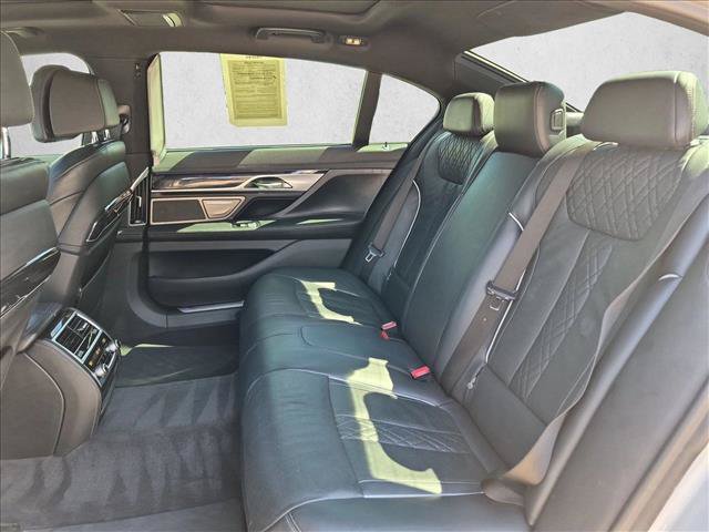 Used 2020 BMW 740i xDrive w/ M Sport Package AWD/4WD image 20
