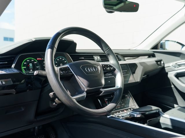 Used 2024 Audi Q8 e-tron Premium Plus w/ Premium Plus Package AWD/4WD image 4