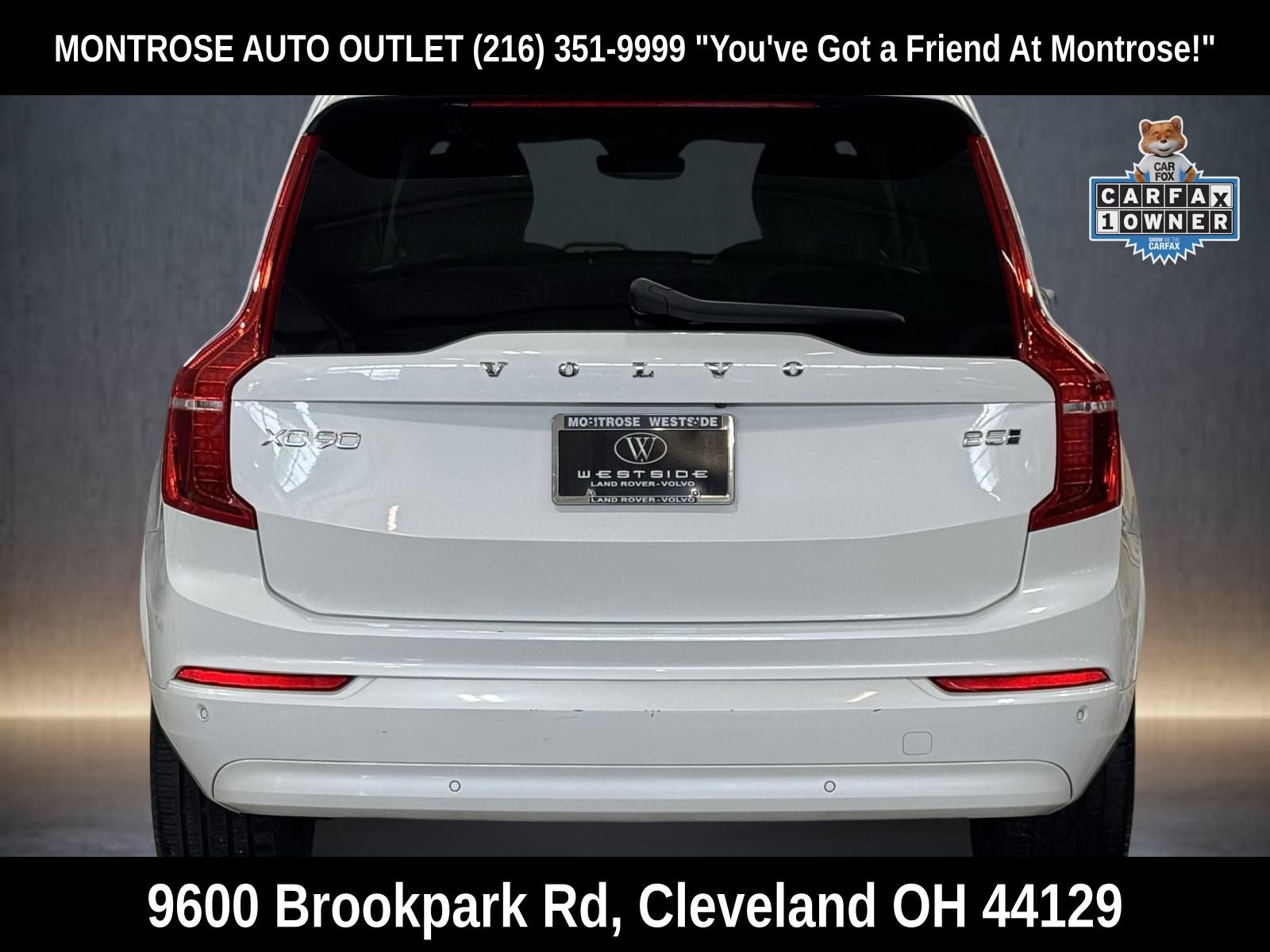 Used 2023 Volvo XC90 B5 Core w/ Climate Package image 5