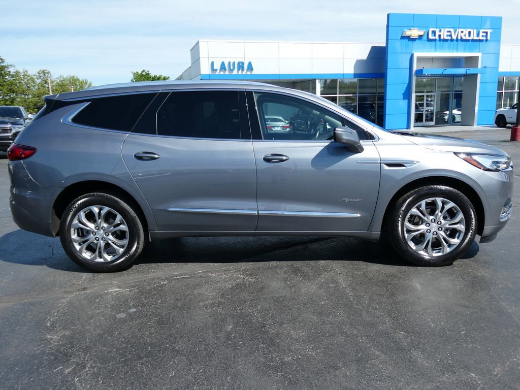 Certified 2021 Buick Enclave Avenir w/ Avenir Technology Package image 4