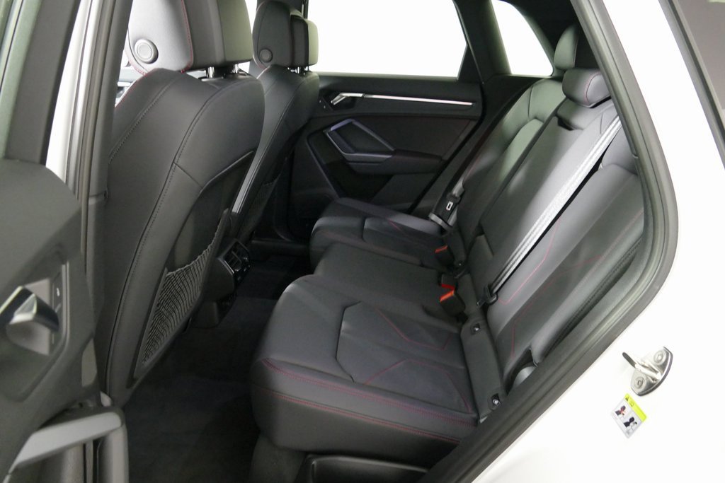 Certified 2025 Audi Q3 2.0T Premium Plus w/ Premium Plus Package image 32