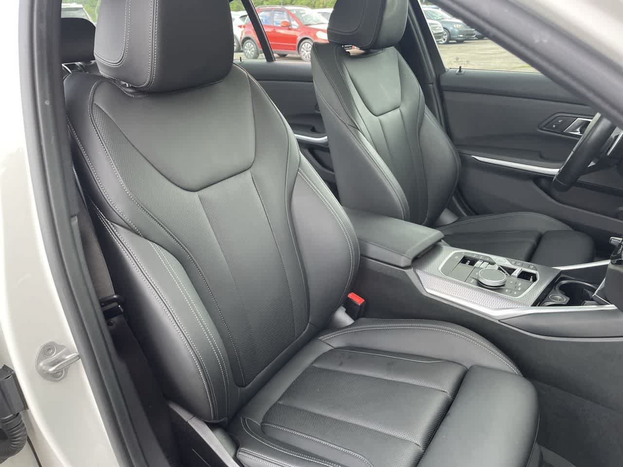 Used 2025 BMW M340i xDrive w/ Premium Package AWD/4WD image 14