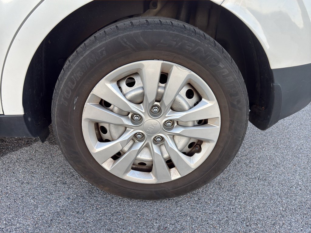 Used 2020 Kia Soul LX image 14