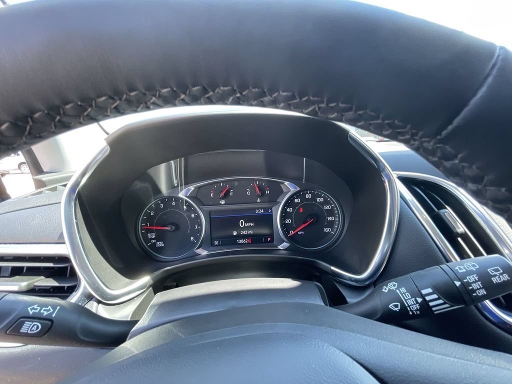 Certified 2024 Chevrolet Equinox LT FWD image 12