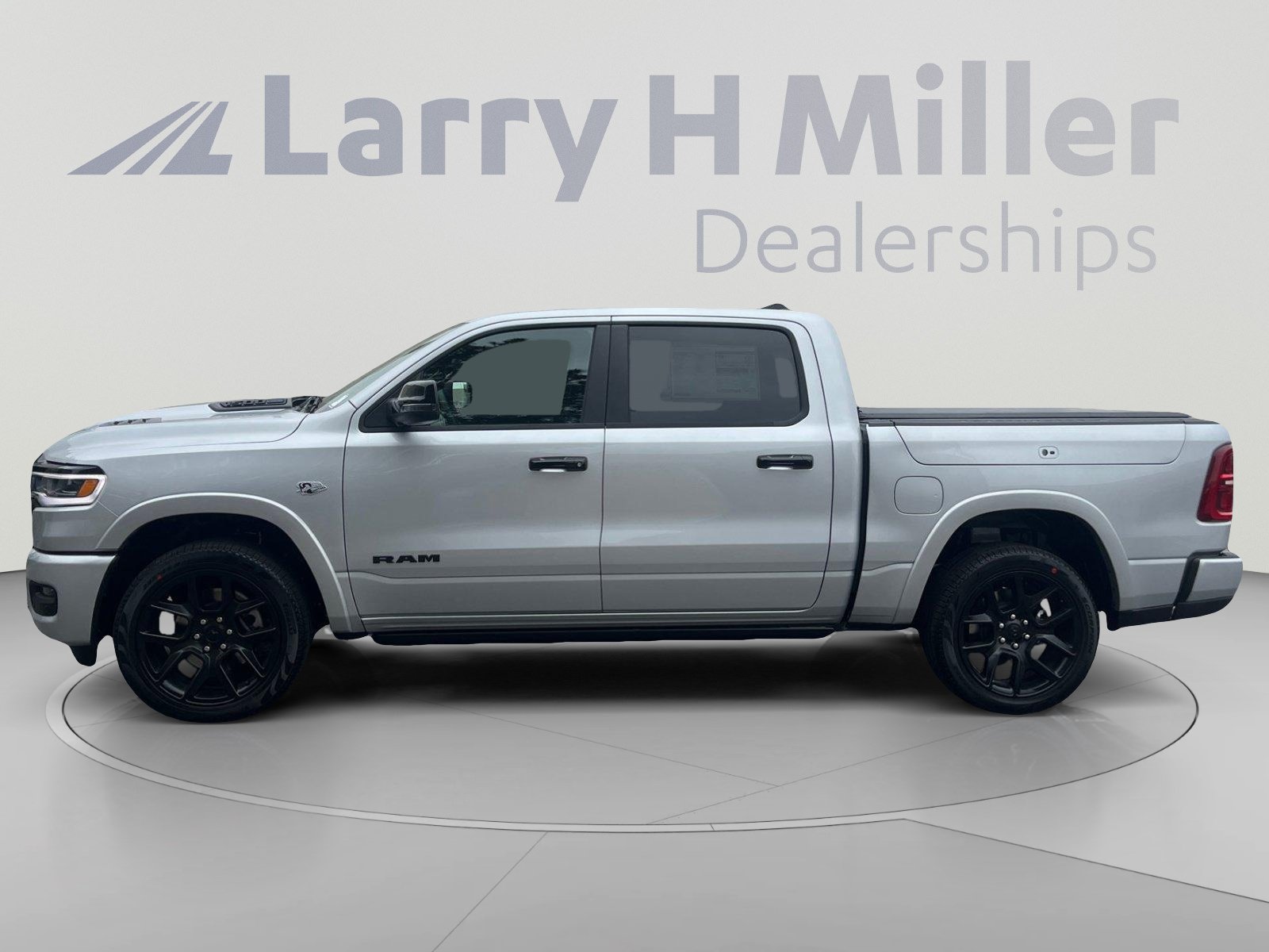 New 2026 RAM 1500 Limited AWD/4WD image 2