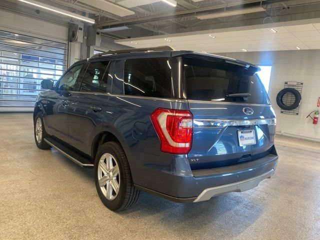 Used 2019 Ford Expedition XLT w/ Equipment Group 202A AWD/4WD image 11