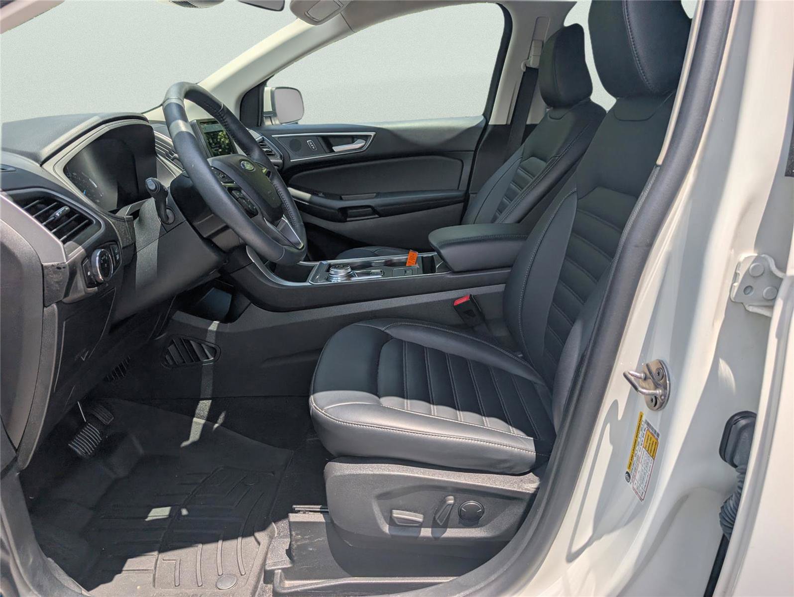Used 2024 Ford Edge SEL w/ Convenience Package AWD/4WD image 10