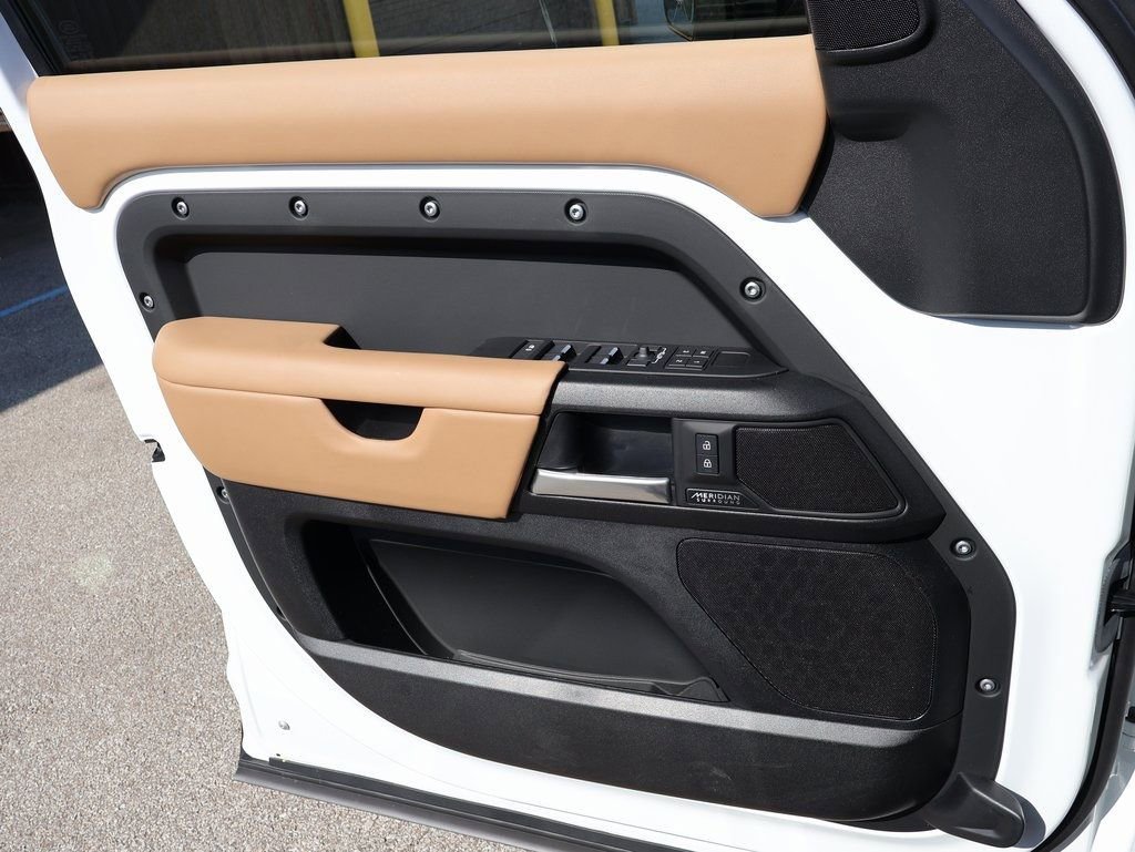 New 2025 Land Rover Defender 130 V8 image 35