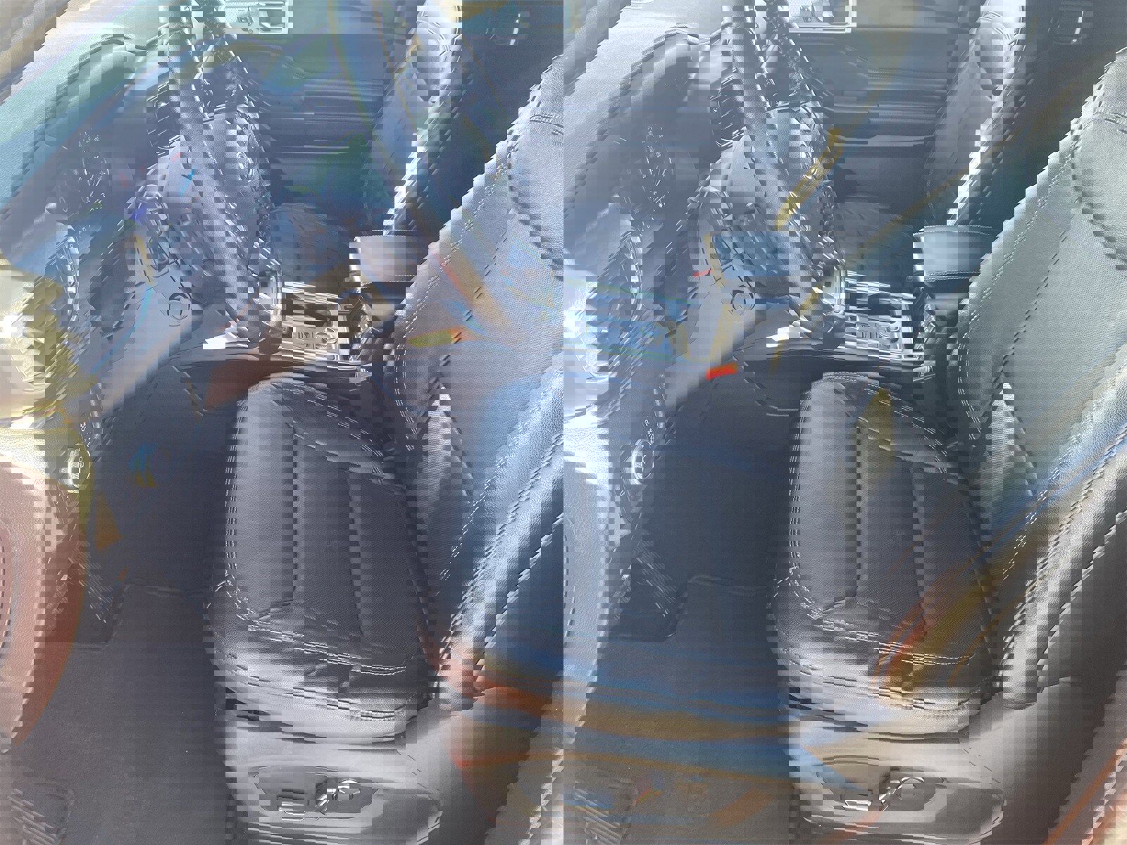 Used 2020 Ford Explorer Limited w/ Class III Trailer Tow Package image 20