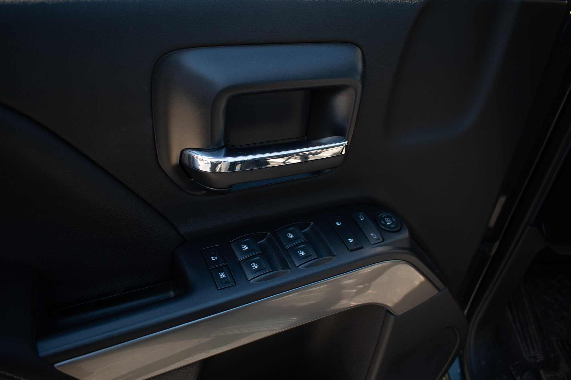 Used 2019 Chevrolet Silverado 1500 LT w/ All Star Edition AWD/4WD image 20