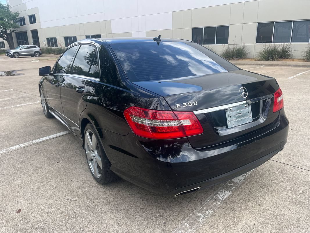 Used 2010 Mercedes-Benz E 350 Sedan image 7
