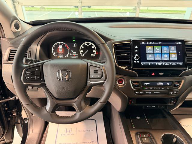 Used 2025 Honda Ridgeline RTL image 13