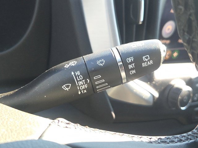 Used 2024 GMC Terrain SLT w/ Tech Package AWD/4WD image 40