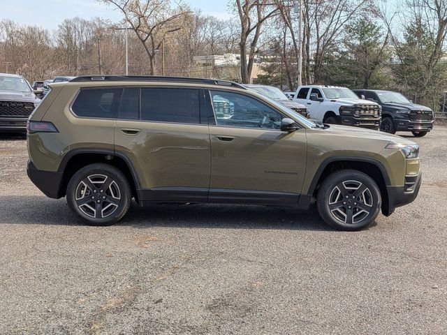 New 2026 Jeep Cherokee Laredo AWD/4WD image 2