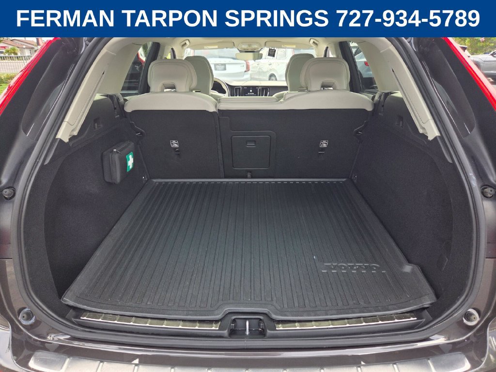 Certified 2024 Volvo XC60 B5 Plus w/ Protection Package Premier AWD/4WD image 16
