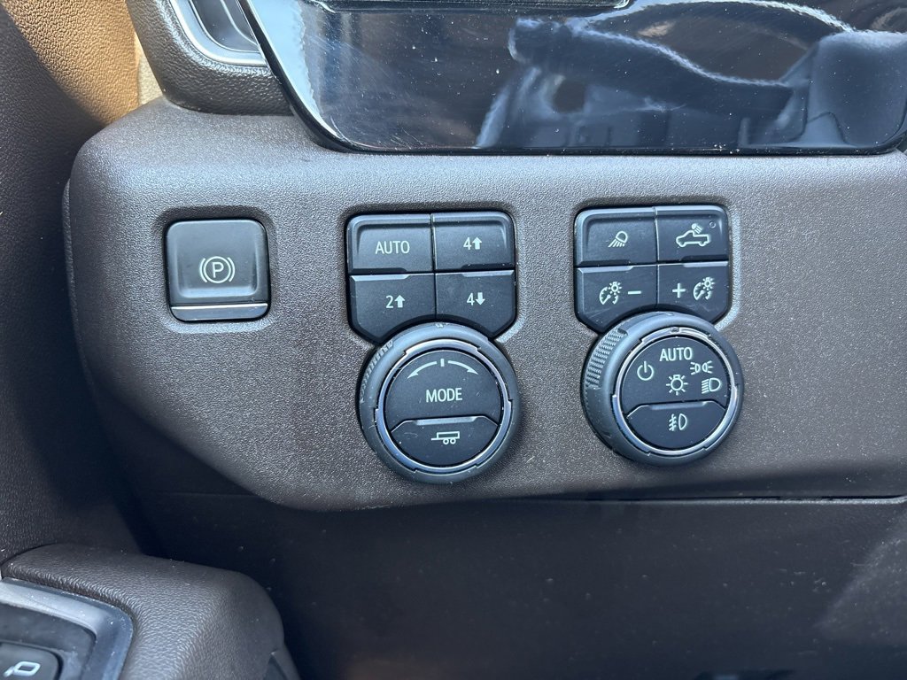 Used 2022 Chevrolet Silverado 1500 LTZ image 28