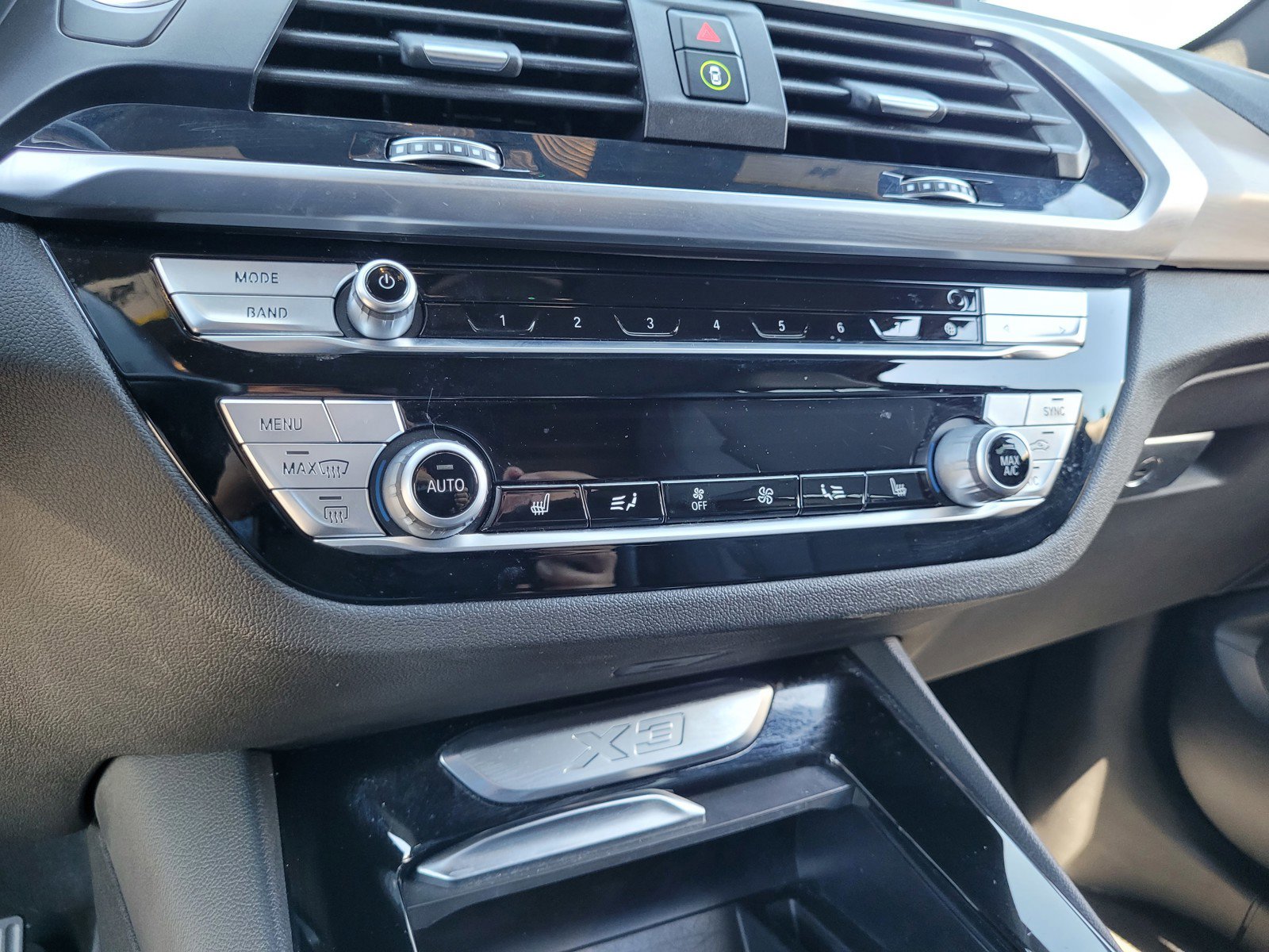 Used 2021 BMW X3 xDrive30e w/ Convenience Package image 19