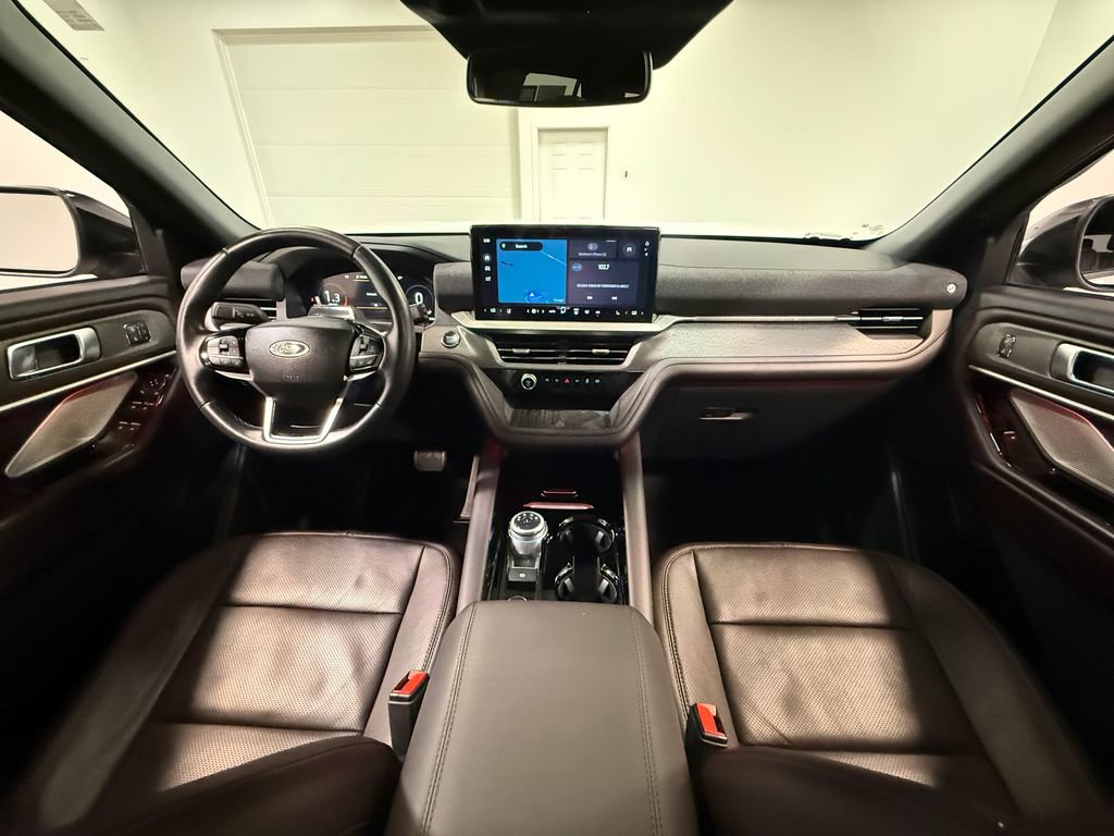 Used 2025 Ford Explorer Platinum w/ LUX Leather Package image 72