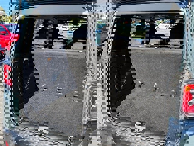 Used 2016 Jeep Renegade Trailhawk image 14