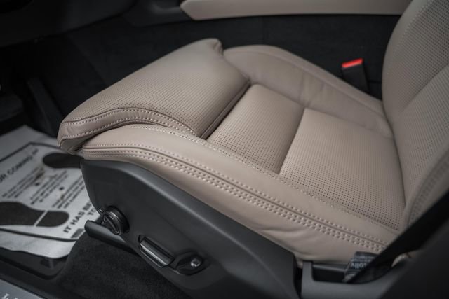 New 2026 Volvo XC90 T8 Ultra w/ Protection Package Premier image 35