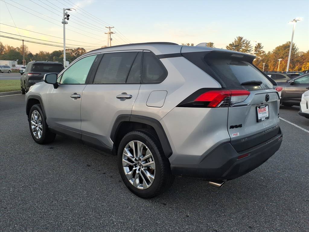 Used 2025 Toyota RAV4 XLE Premium w/ Weather Package AWD/4WD image 13