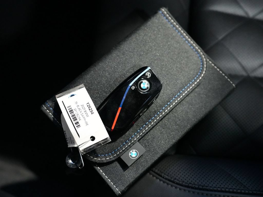 Used 2025 BMW X5 M60i w/ Parking Assistance Package AWD/4WD image 24