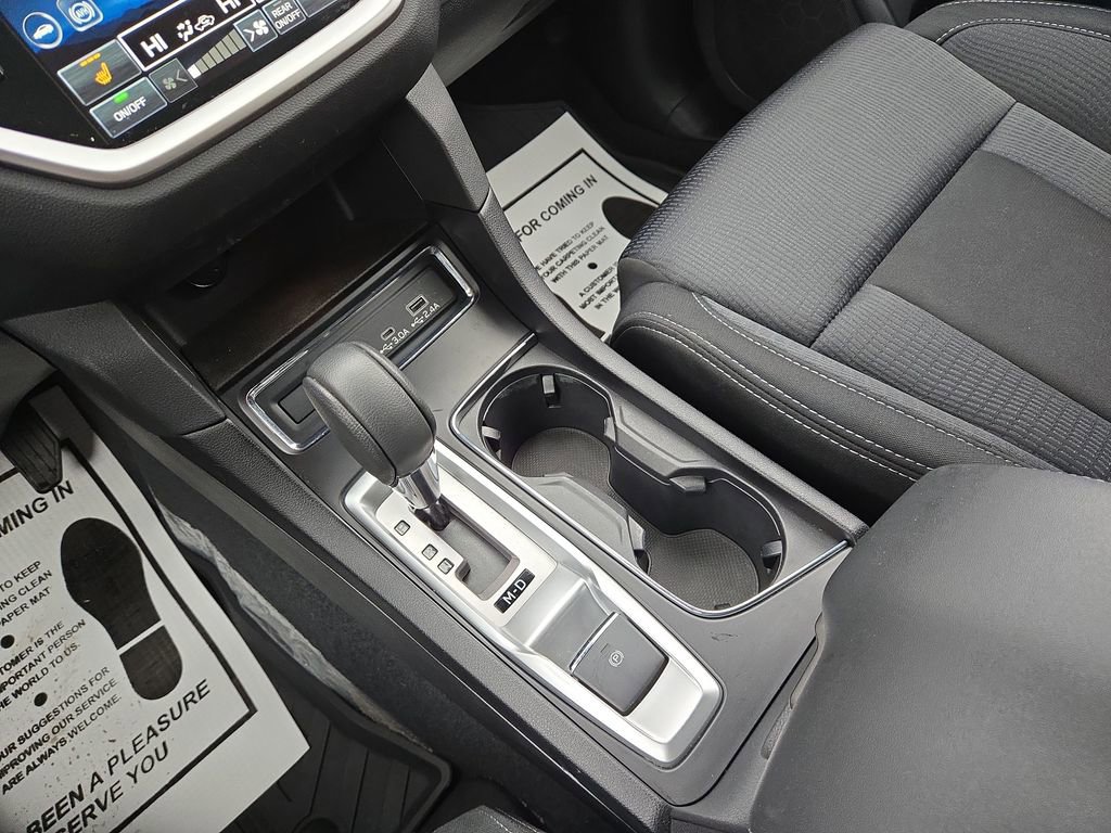 Used 2025 Subaru Ascent Premium w/ Premium Package image 26