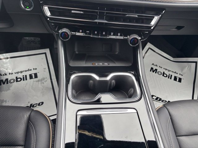 Certified 2026 Chevrolet Traverse High Country w/ LPO, Floor Liner Package AWD/4WD image 16