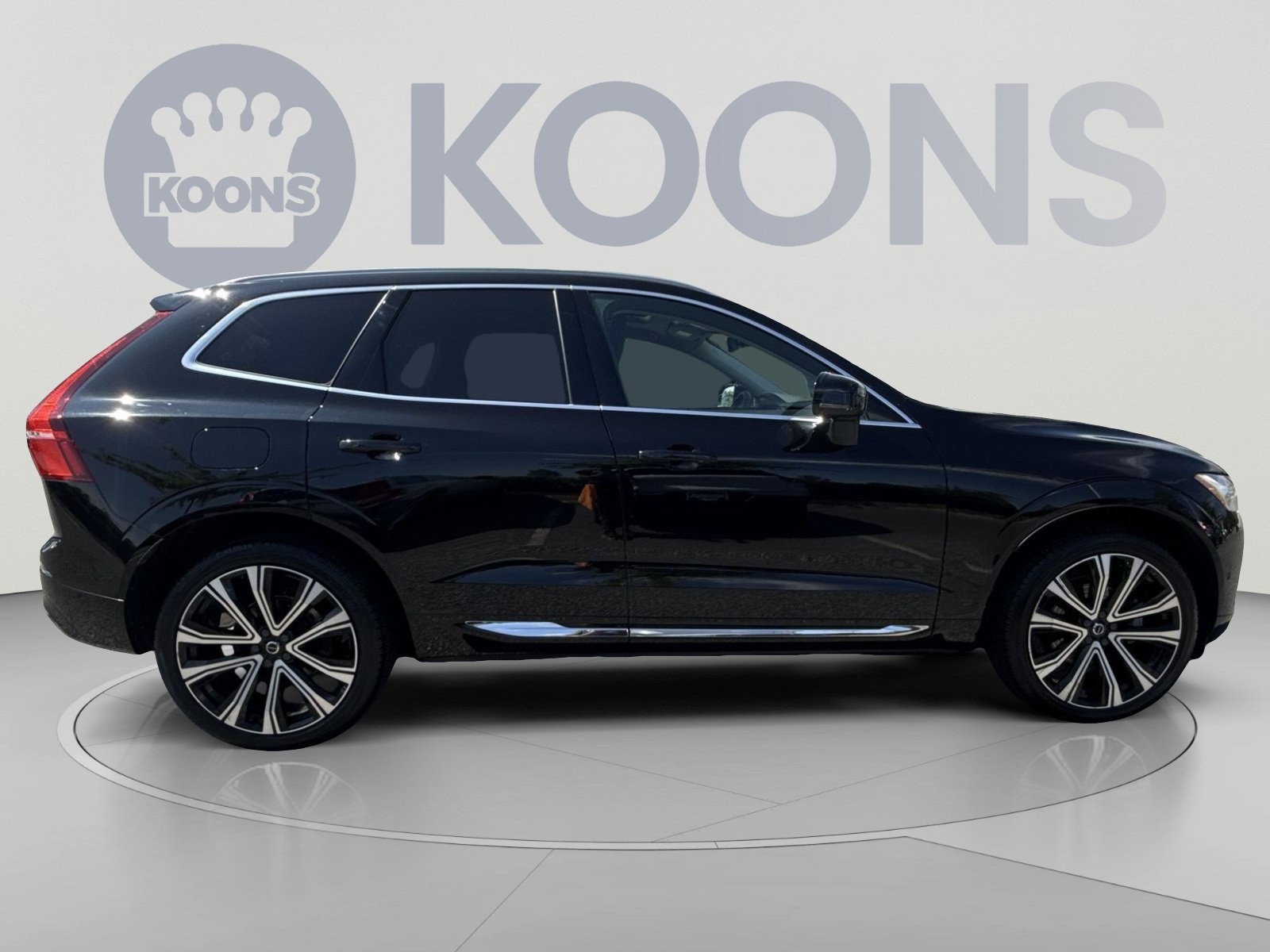 Certified 2023 Volvo XC60 B5 Ultimate w/ Climate Package AWD/4WD image 8