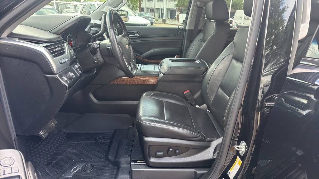 Used 2020 Chevrolet Tahoe Premier RWD image 10