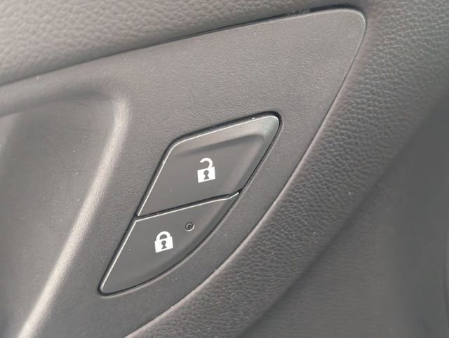 Used 2021 Chevrolet Equinox LT w/ LPO, Floor Liner Package image 11
