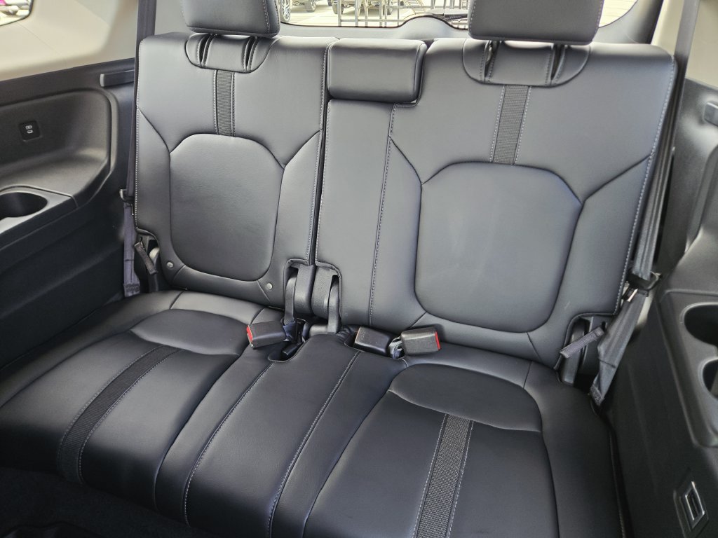 Certified 2025 Honda Pilot EX-L image 17