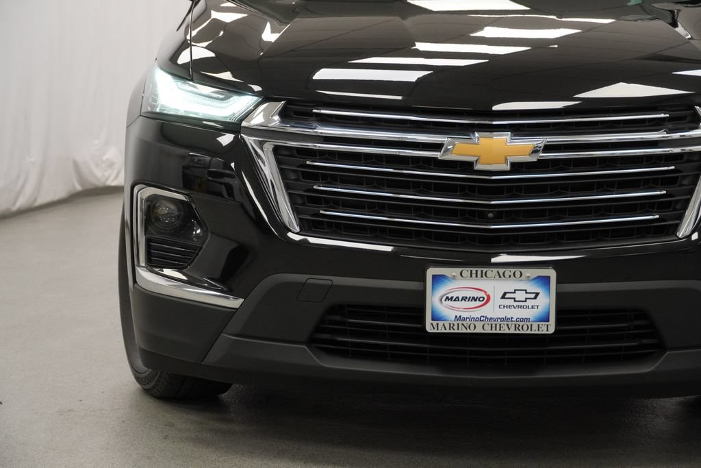 Used 2023 Chevrolet Traverse LT w/ Rear Camera Mirror Package AWD/4WD image 37