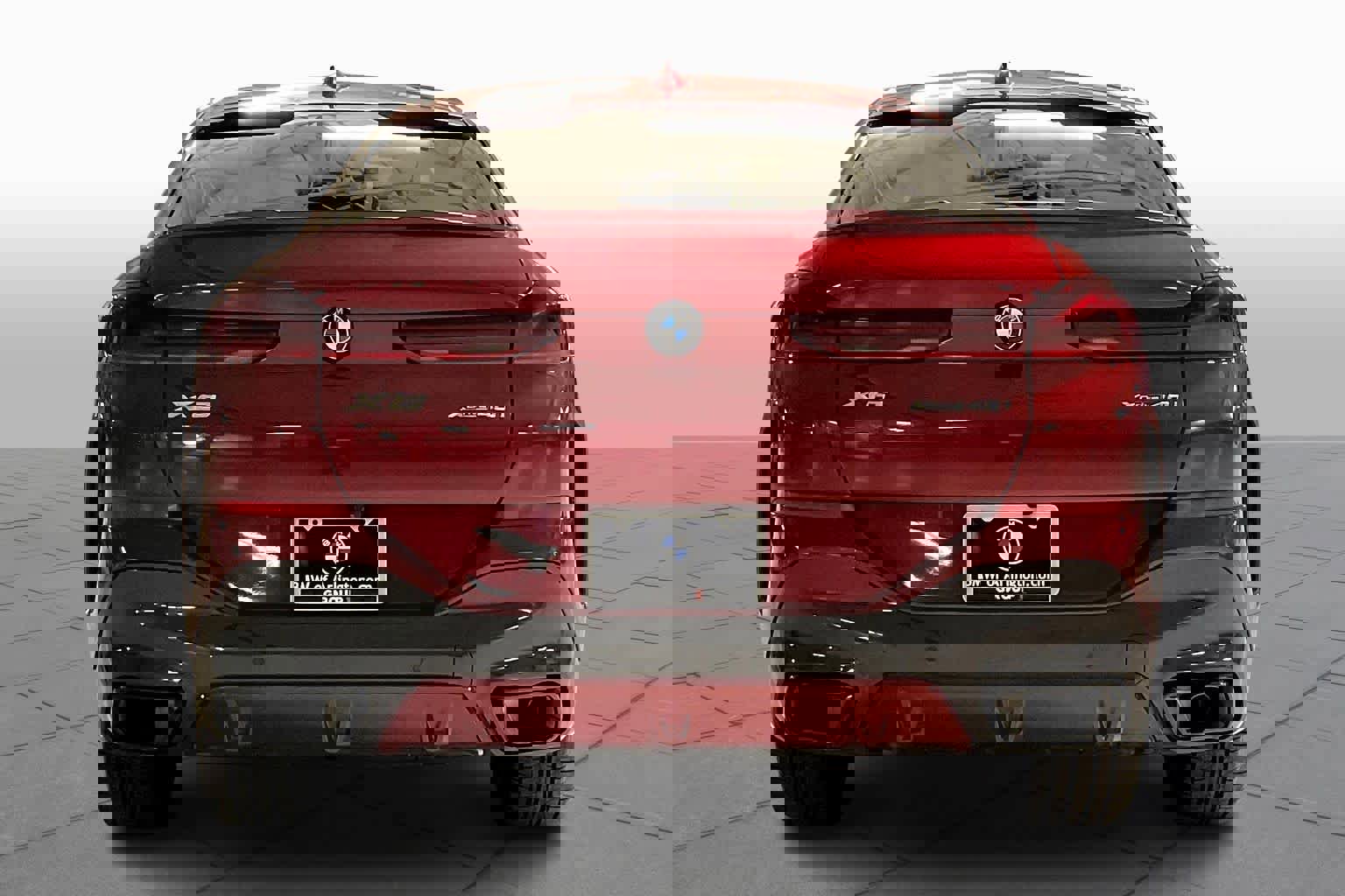 Used 2023 BMW X6 xDrive40i w/ Executive Package image 8