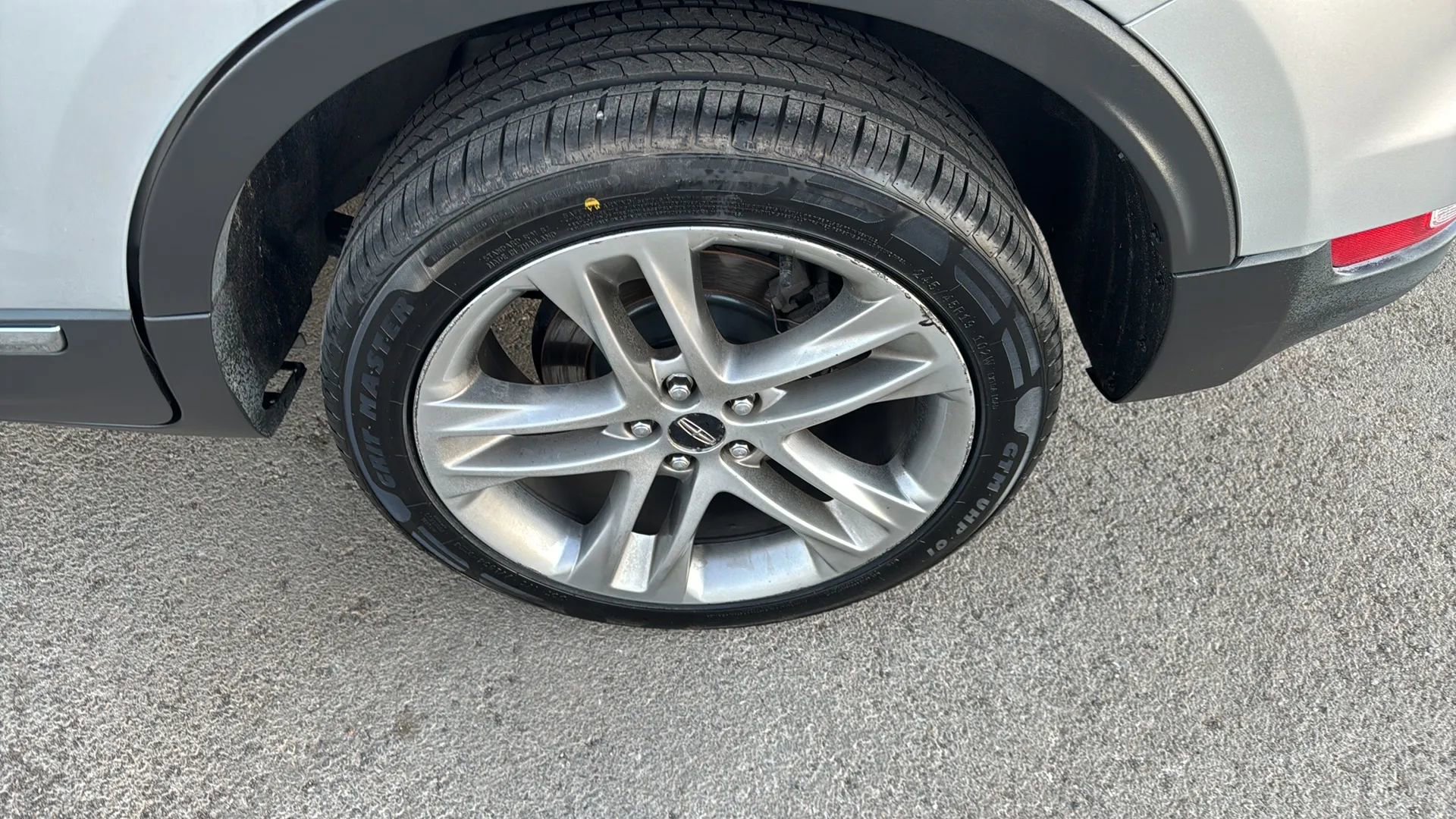 Used 2017 Lincoln MKC Reserve image 38